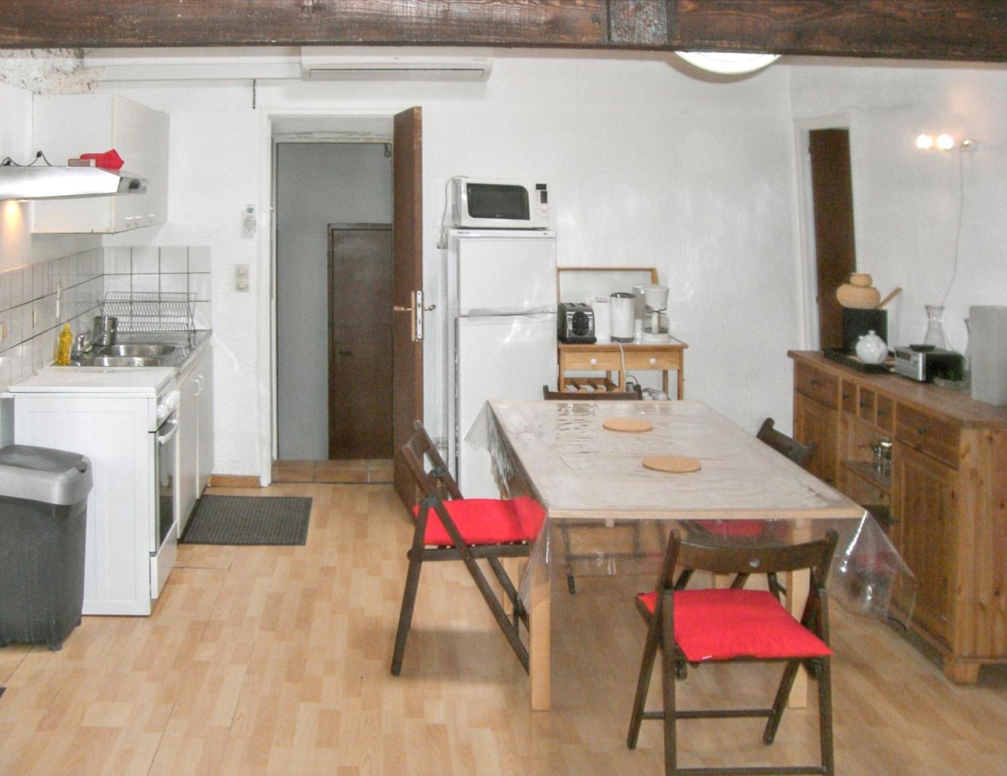 Maison Charmante Avec Terrasse Et Jardin A Noves Kültér fotó